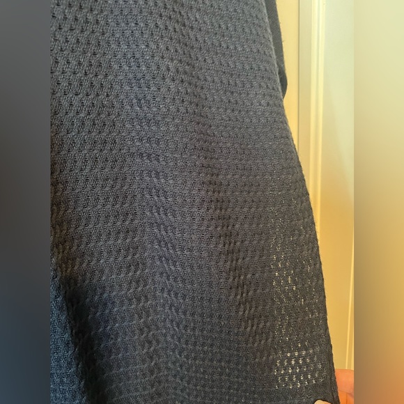 Sweater - Picture 3 of 3